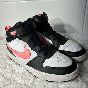 Nike Court Borough Black/White/Pink (2.5Y) Great Condition